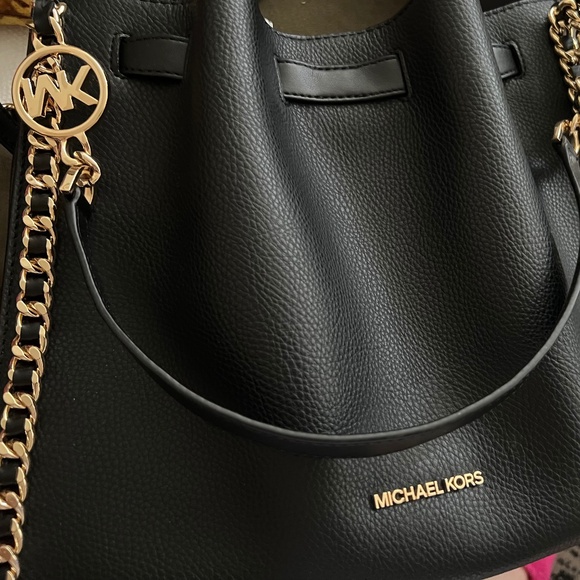 Michael Kors purse - Picture 1 of 4